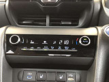 オートエアコンを装着しておりますので車内をお好みの快適な温度に保つことが可能です!