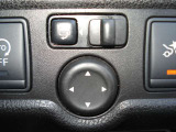電動格納機能付きドアミラーです!