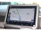 Honda CONNECT対応の純正ナビゲーションを装備しております。ナビとしての機能だけでなくHonda CONNECTの性能を存分に発揮できます。