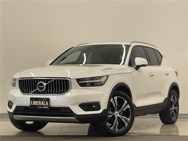 XC40 B4 AWD インスクリプション 4WD 4WD 本革シート