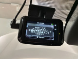 万が一の事故のときもドライブレコーダーがあると安心です。ご利用になる場合は個人情報保護の観点より新品の対応SDカードをお求め下さい。