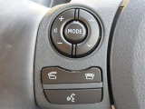 ブルートゥースに接続すれば、スマホに入れている音楽が聞けたり運転中に電話がかかってきてしまった場合もハンドルから電話を取ることができます!