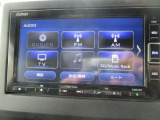 純正ナビゲーション(DVD・CD・フルセグTV・Bluetooth搭載)付き
