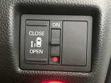 【パワースライドドア】スマートキーや運転席のスイッチで後席スライドドアの開閉が可能♪電動だから力を入れてドアを開ける必要が無く、小さなお子様でも簡単に開け閉めでき快適です♪