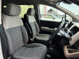 ゆったりとした運転席です★