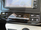オートエアコンで車内はいつでも快適です♪