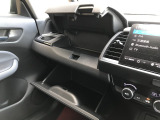大型のグローブボックスです!