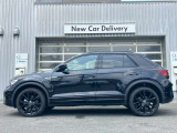元弊社所有のT-ROC TDI 4MOTION Rライン ブラックスタイルが新入庫致しました。内外装ともに綺麗な状態でグッドコンディションな一台です。