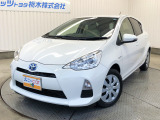 低燃費性や静粛性に優れたトヨタを代表するコンパクトハイブリッドカー!地球環境とお財布に優しいエコカーです!お出かけに便利なワイヤレスキー・ナビ・リアカメラなど装備!まだまだ元気に走るおススメの車です!