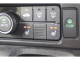 シートヒーター装備付き車!!座席に埋め込まれた電熱線によりシートを暖めることが出来る装備で、温められたシートは、寒い冬には最適です!!