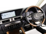 ★使いやすさや安全性を追求したステアリング周り!高級車ゆえにスイッチ類が多いのも特徴ですね!考え尽くされた配置ですぐに使いこなす事が出来ますのでご安心下さい!是非、体感してみて下さい!!