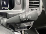 ヘッドライトのスイッチ。周囲の暗さに合わせて自動で点灯可能です。