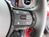 Hondaセンシングの機能のひとつ、アダプティブクルーズコントロール付!アクセルから足を離しても設定したスピードと前車との車間を保ち走行してくれます!車線維持もアシスト☆高速道路で疲労軽減ですね☆