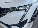 ●LEDヘッドライト:高寿命LEDヘッドライトで、安全運転を支える良好な視界を!