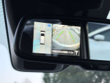 アラウンドビューモニター画像を映し出せるルームミラーです。全体を見渡せてとても重宝します。