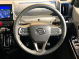【純正革巻きステアリング】上質な革を使用することで、手にしっかり馴染みとても運転しやすいハンドルです♪