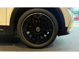 ファイナンスプランは3種類ご用意しております。『ユーズドカー・ウェルカムプラン』は、ローン元金の一部を、お支払い最終回まで据え置き、毎月のお支払い額を軽減出来ます。