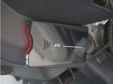 スマートインターチェンジを利用するに必須なETC車載器も付いています。