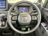 【ステアリングスイッチ】運転中、前方から目線をそらすことなく、オーディオ等の操作が可能な便利機能!安心&快適なドライブを演出してくれます♪