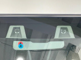 【スズキ セーフティサポート】走行中に前方の車両等を認識し、衝突しそうな時は警報とブレーキで衝突回避と被害軽減をアシスト。より安全にドライブをお楽しみいただけます。