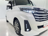 フォグランプ装着車です。暗い夜道の車両前方を明るく照らします