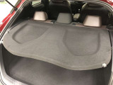 【パッケージトレイ】荷物に直射日光が当たるのを防ぐことができます。また、荷物が外から見えないので防犯面でも安心です!標準装備がうれしい!