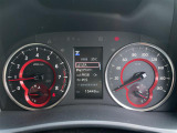 【スピードメーター】メーターがシンプルで見やすく運転しやすいですね。A