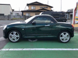 納車前にはプロのメカニックが点検、整備を行いますので安心してお乗り頂けます。