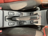 ダイハツディーラーでは「ダイハツ認定U-CAR」という基準を設け、車選びに詳しくないお客様でも「安心して選べる」をご提供しています。