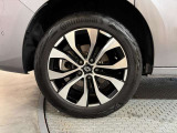 タイヤサイズは205/55R17です☆