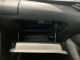 収納スペースもたくさん有ります☆車検証や小物類などすっきり収納♪
