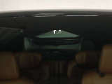 TOYOTA SAFETY SENSEは道路状況、車両状態、天候状態及びドライバーの操作状況などによっては、作動しない場所があります。