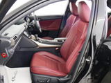 ★快適シートヒーターを装備しています!高級車ならではの装備です!シートが暖まる機能!寒い冬も快適にご乗車頂けますよ!!