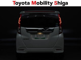 リヤのコンビネーションランプは後続車からも確認しやすいデザインです。