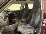 ◆LIBERALAは、輸入車選びの新たなスタイルを提案するインポート・セレクト・ブランドです。オーナー様となる方がクルマから直接感じる感性を第一にした、最良の一台との出会いをコーディネートいたします。