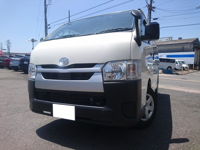 トヨタ ハイエースバン 