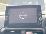 【大画面ナビ】人気の大型9インチナビを装備。存在感のある大画面はインパクト大!ナビ利用時のマップ表示は見やすく、テレビやDVDは臨場感がアップ!いつものドライブがグッと楽しくなります♪