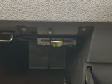 いまや快適なカーライフに欠かせないETCが付いています。