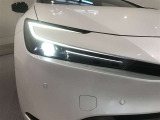 LEDヘッドライトです。デザイン性がよくとても明るいので、夜間の走行や悪天候でも安心です。しかも長寿命!