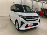 お探しのお車がございましたら、遠慮なく店舗スタッフにご相談ください。カラーやグレードなどをお伝え頂ければ、当社中古車在庫をお調べします。