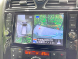 【アラウンドビューモニター】専用のカメラにより、上から見下ろしたような視点で360度クルマの周囲を確認することができます☆死角部分も確認しやすく、狭い場所での切り返しや駐車もスムーズに行えます。