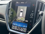 【マルチテレインモニター】車のフロントやサイドのカメラ画像を同時にモニター表示することで、悪路や狭い道を走行時でも周囲の状況確認ができ安心!本格SUVにうれしい装備です♪