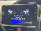 【純正ナビ】人気の純正ナビを装備。オーディオ機能も充実しており、Bluetooth接続すればお持ちのスマホやMP3プレイヤーの音楽を再生可能!毎日の運転がさらに楽しくなります!!