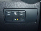 【パーキングセンサー】障害物などが車両に近づいた際に、音と画面表示にてお知らせしてくれます。警告音も段階的に鳴ってくれるので、どのくらいの近さなのか感覚的に察知することが出来ます♪
