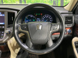 【純正革巻きステアリング】上質な革を使用することで、手にしっかり馴染みとても運転しやすいハンドルです♪