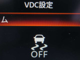 『VDC』(横滑り軽減装置)が装着されていますので、滑りやすい道や障害物を回避した際に、車両を安定させます♪♪