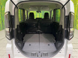 普段のお買い物や通勤、送迎等に十分な荷室スペースを確保しております。セカンドシートを倒すと、大きな荷物の積載も可能です♪