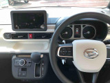 運転中も見やすいメーター。
