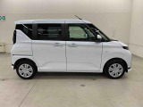軽自動車、小型車を中心に常時300台展示車を御用意させて頂いております