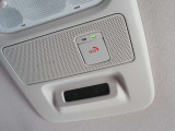 SOSコール 走行中の緊急時(病気や事故、あおり運転など)にボタンひとつでオペレーターに接続!救急や警察への連絡をサポートいたします。※使用にはお申し込みが必要です、詳しくはスタッフまで